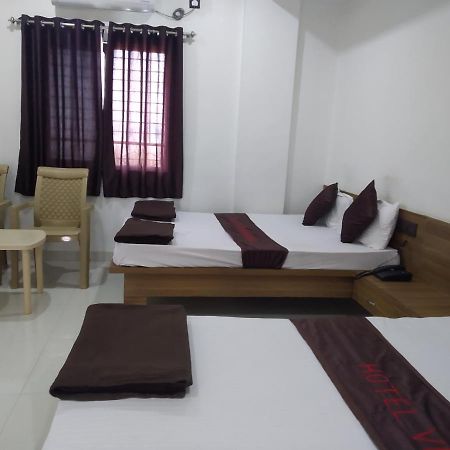 Hotel Vrundavan Pune Zewnętrze zdjęcie