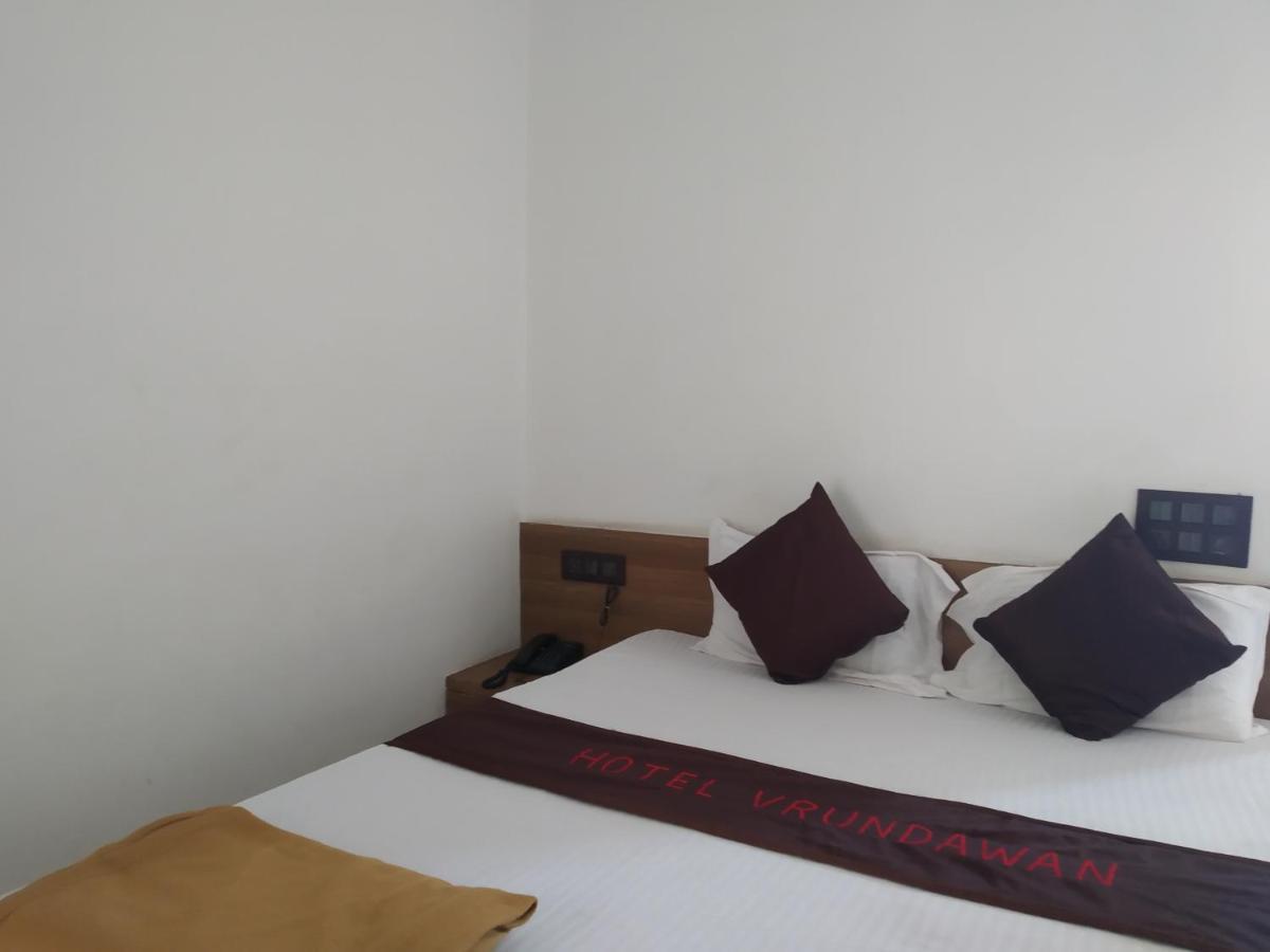Hotel Vrundavan Pune Zewnętrze zdjęcie