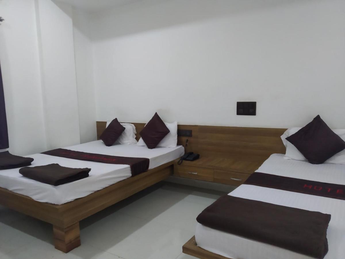 Hotel Vrundavan Pune Zewnętrze zdjęcie