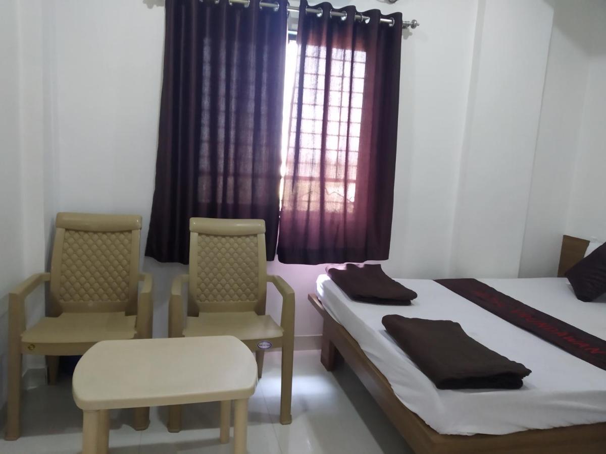 Hotel Vrundavan Pune Zewnętrze zdjęcie