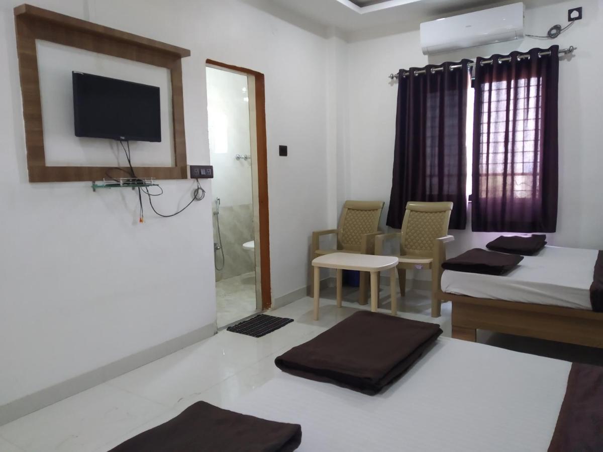 Hotel Vrundavan Pune Zewnętrze zdjęcie